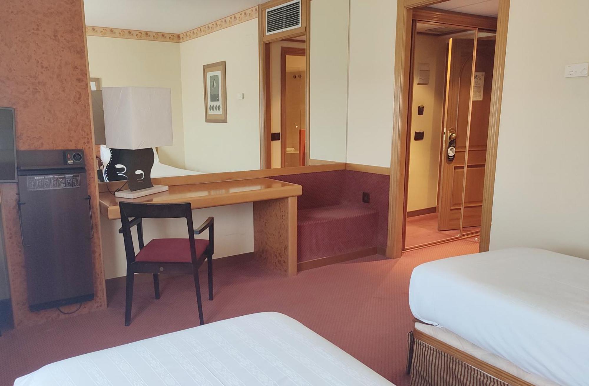 Hotel Sercotel Cuatro Postes Ávila Eksteriør bilde