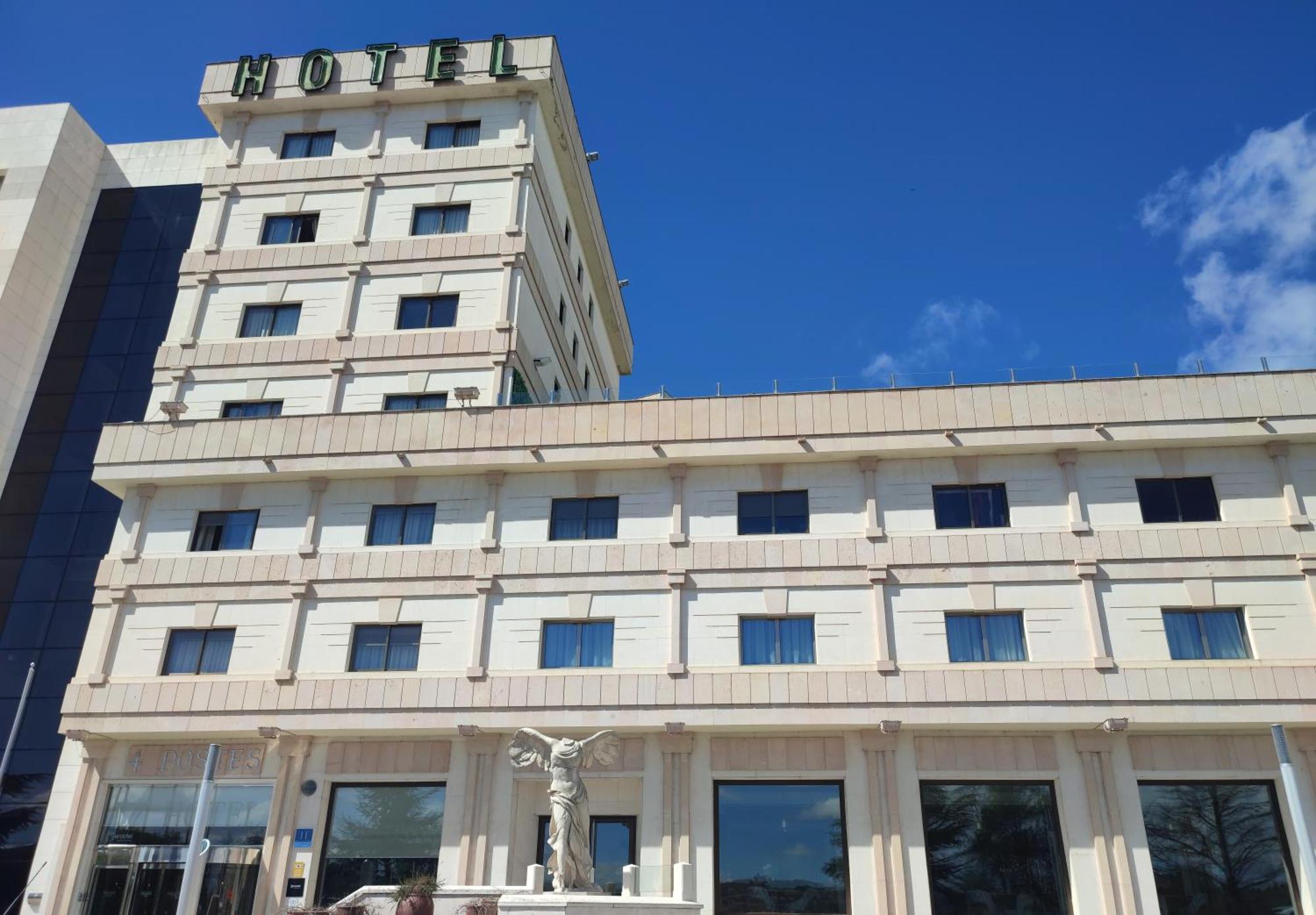 Hotel Sercotel Cuatro Postes Ávila Eksteriør bilde