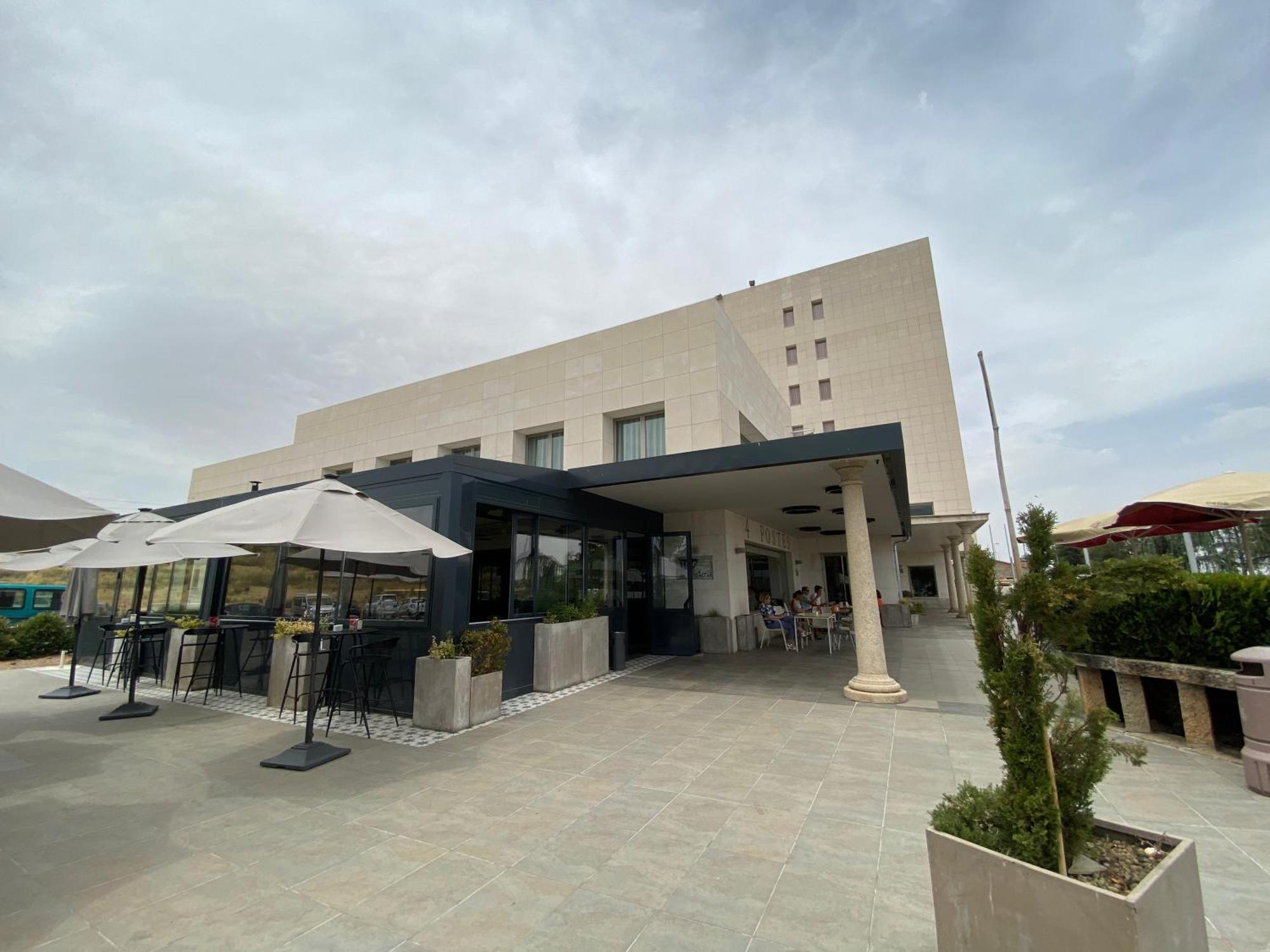 Hotel Sercotel Cuatro Postes Ávila Eksteriør bilde